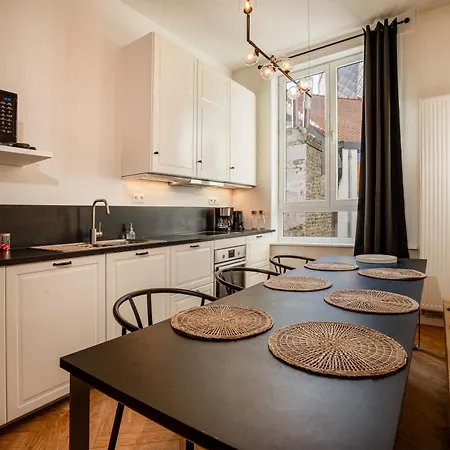 펜션 House With 5 Bedrooms - Ideal For Families & Groups