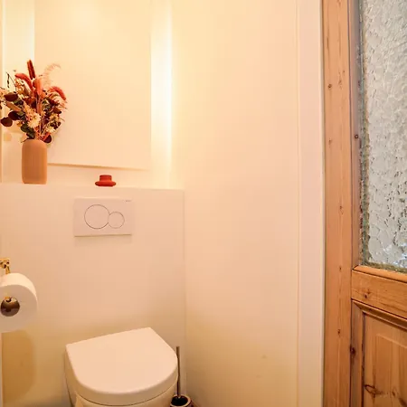 Groepswoning 5 Slaapkamers 2 Badkamers 3 Toiletten