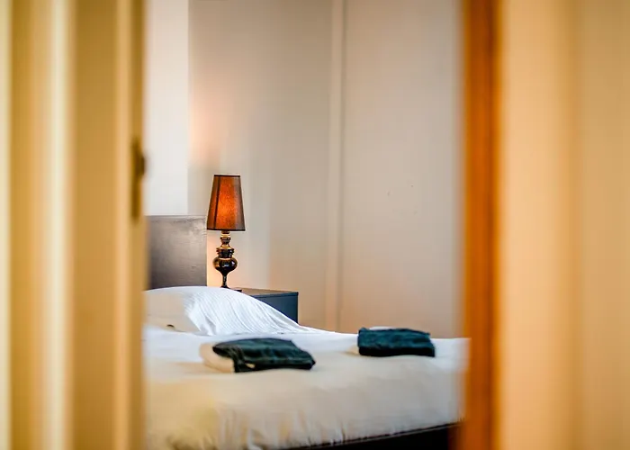 Casa de Férias House With 5 Bedrooms - Ideal For Families & Groups *